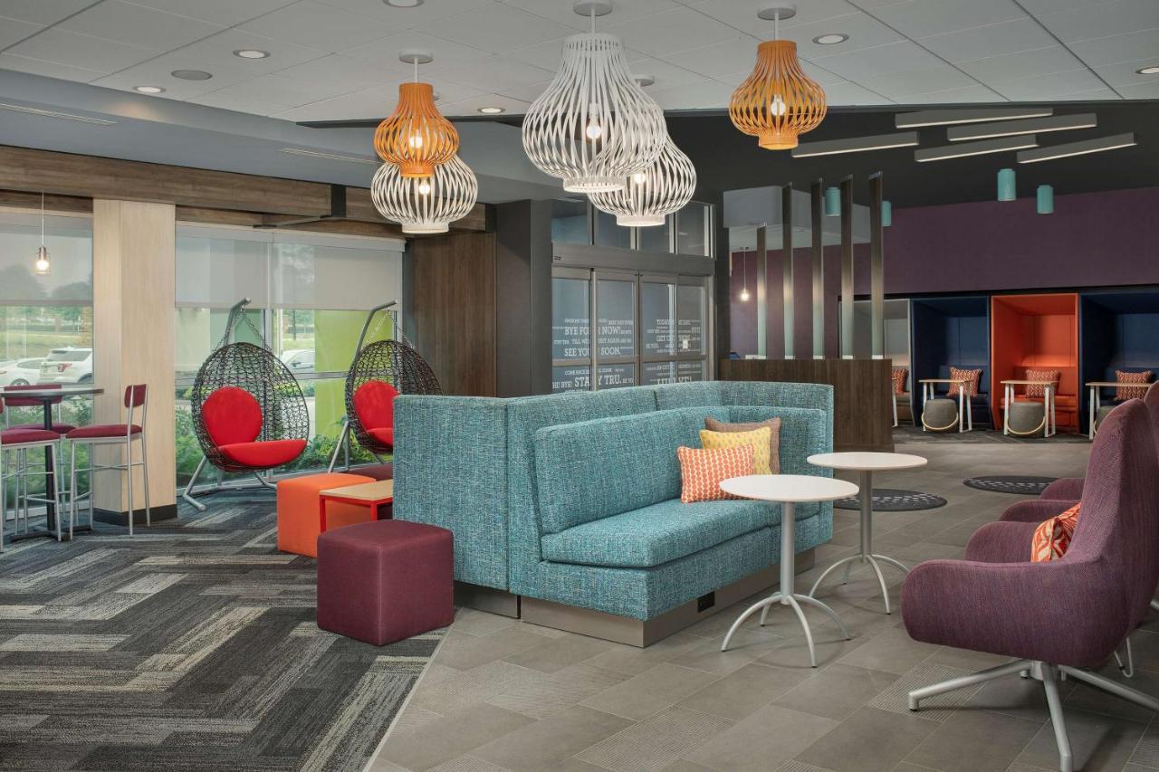 Tru By Hilton Charlotte Airport Lake Pointe Bagian luar foto