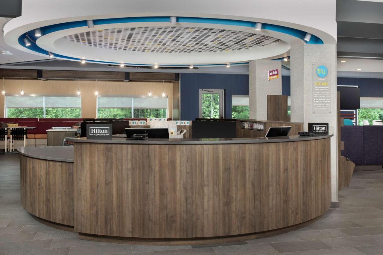 Tru By Hilton Charlotte Airport Lake Pointe Bagian luar foto