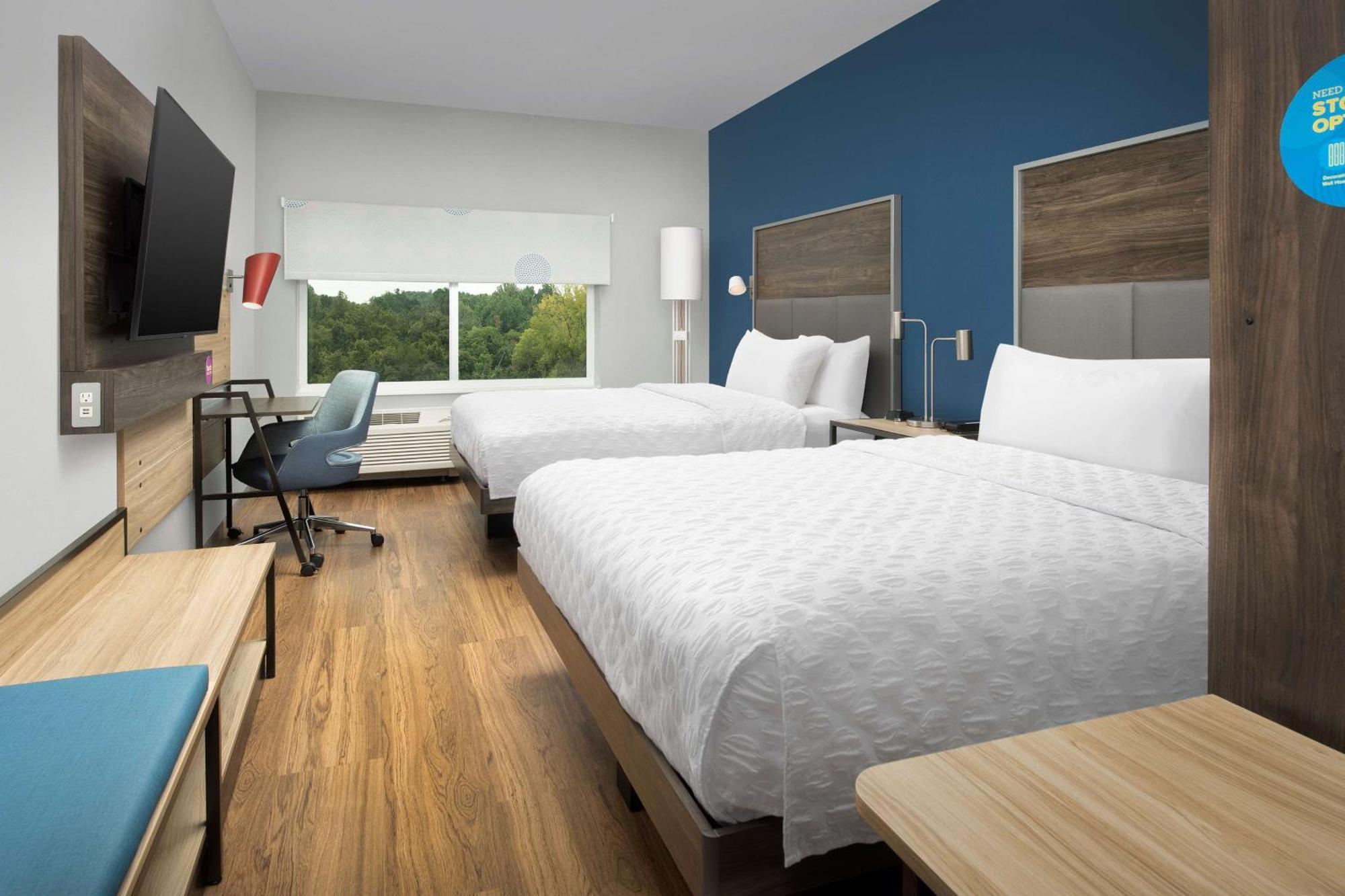Tru By Hilton Charlotte Airport Lake Pointe Bagian luar foto